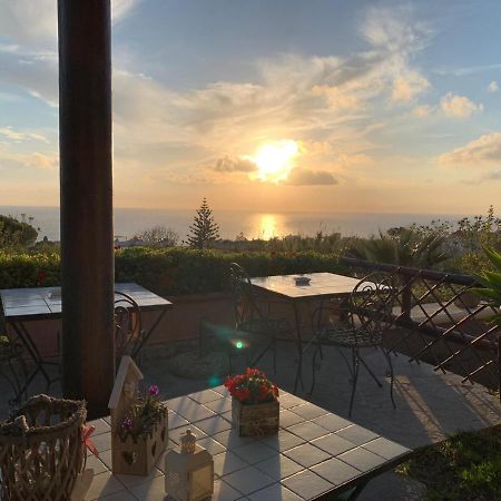 La Terrazzina Sul Tramonto Panzió Forio di Ischia Kültér fotó