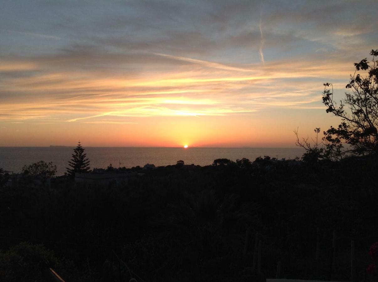 La Terrazzina Sul Tramonto Panzió Forio di Ischia Kültér fotó